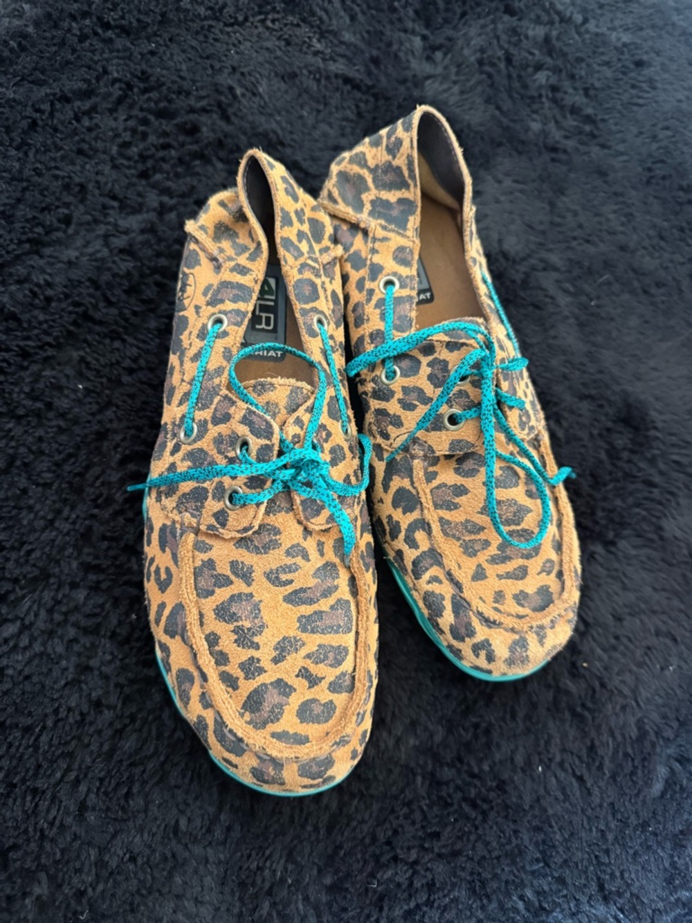 Ariat Caldwell Tan Leopard Cheetah Animal Print Teal
Loafer Shoes size 6.5